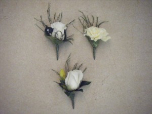 rose_buttonholes_and_carnation
